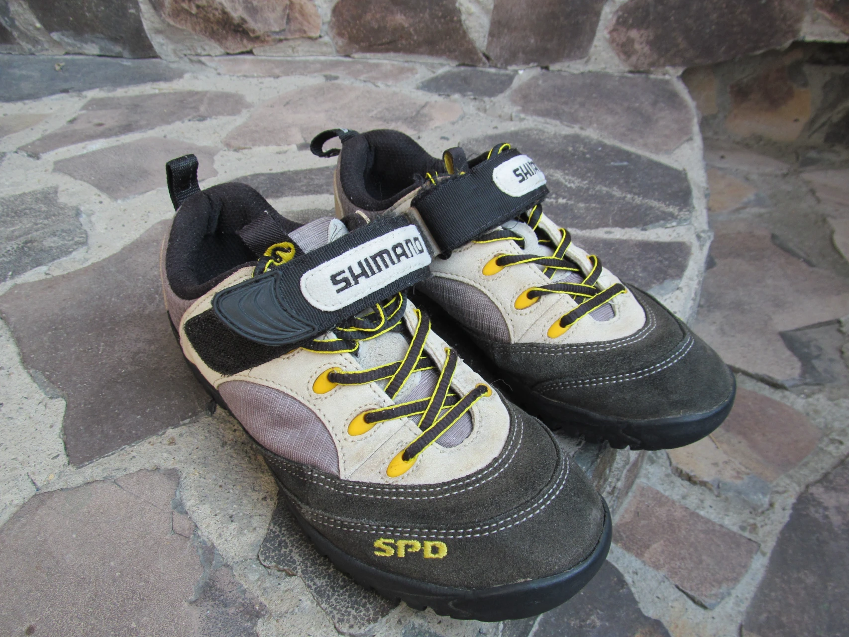 2. Pantofi Shimano SH-M037W nr 39, 24.5 cm