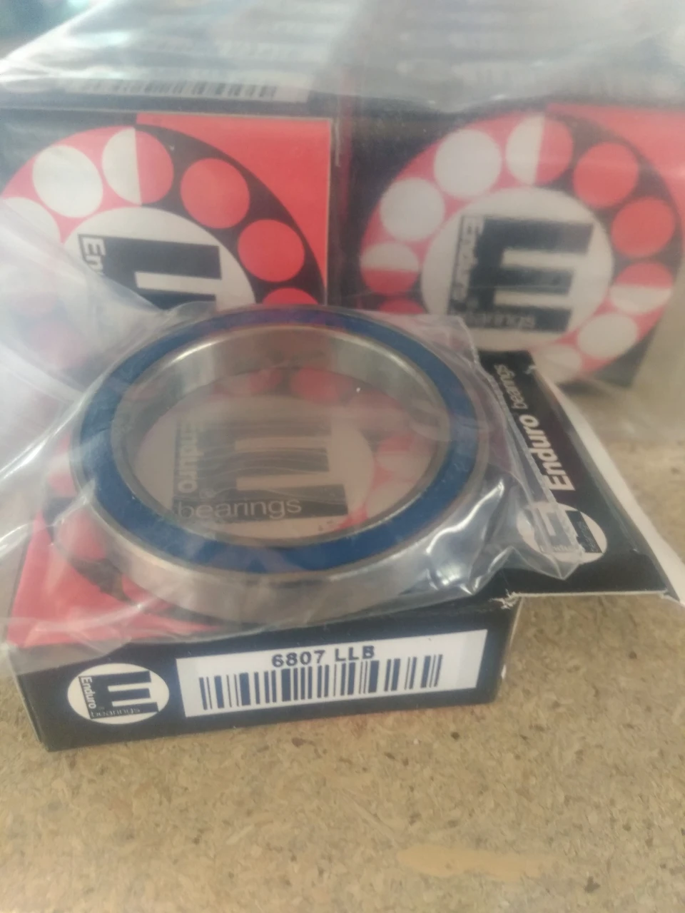 1. Rulment Enduro Bearings | 6807 LLB | 35x47x7 mm | EB8037
