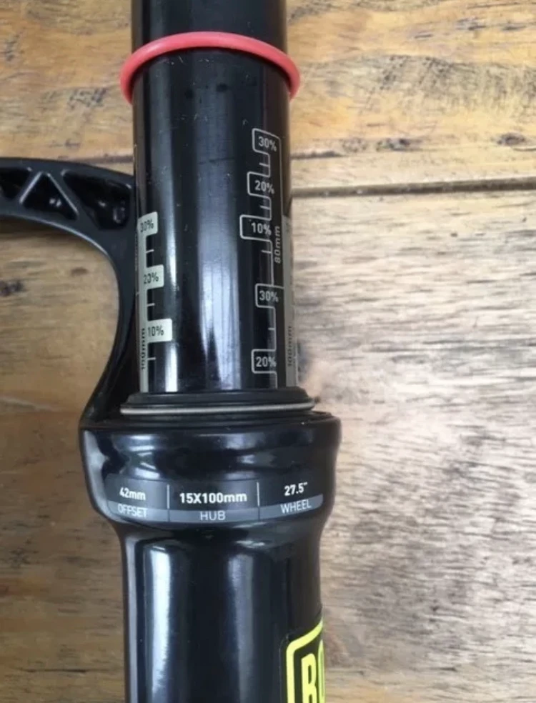 8. RockShox SID RL3 Air DNA3 27,5”