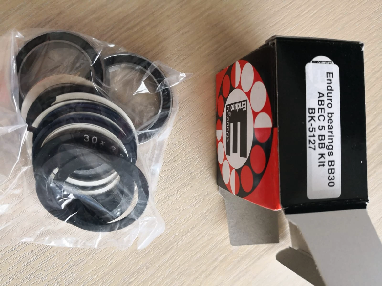 1. Kit Rulmenți | ENDURO Bearings BK-5127 | BB30 Set | ABEC 5 | EB8221