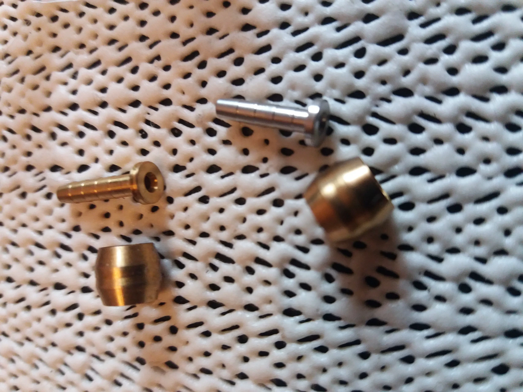 6. Shimano SM-BH59 (SM-BH90) - Insertie si oliva conducta frana