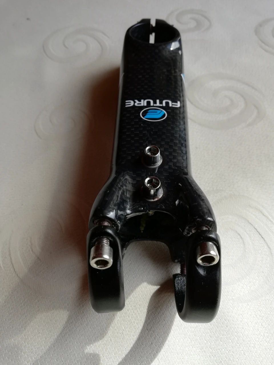 4. Pipa carbon lungimea 13.5