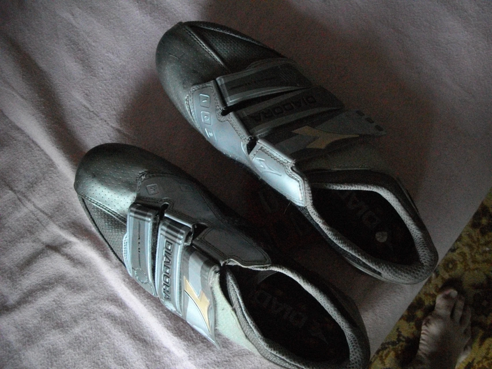 1. Diadora alu ics