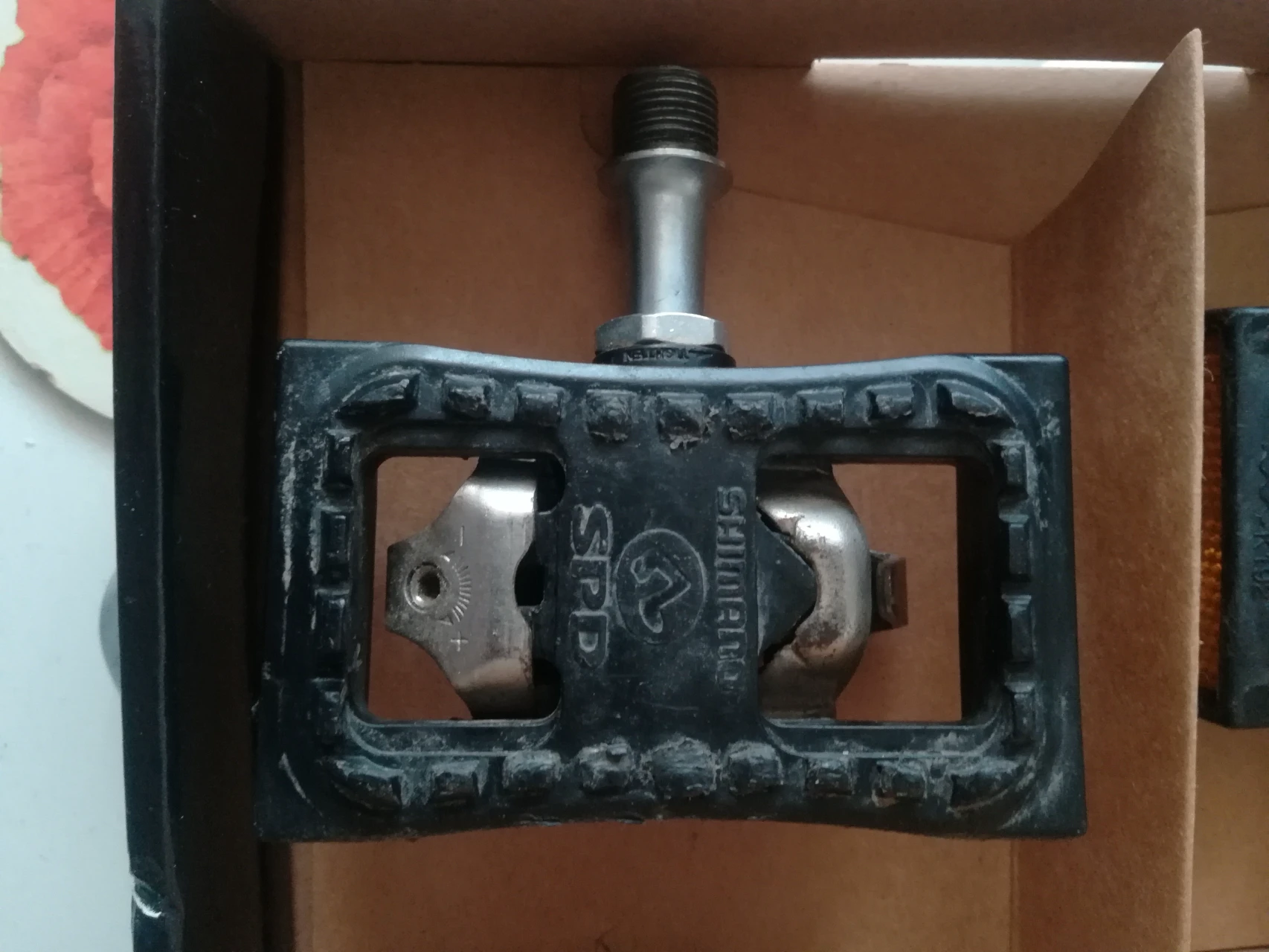 2. Shimano Deore XT PD-M770