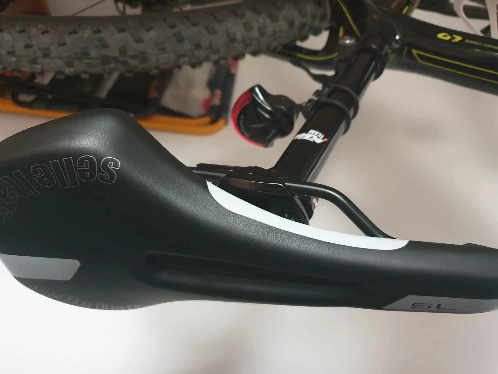 1. KTM Myroon Elite carbon 29