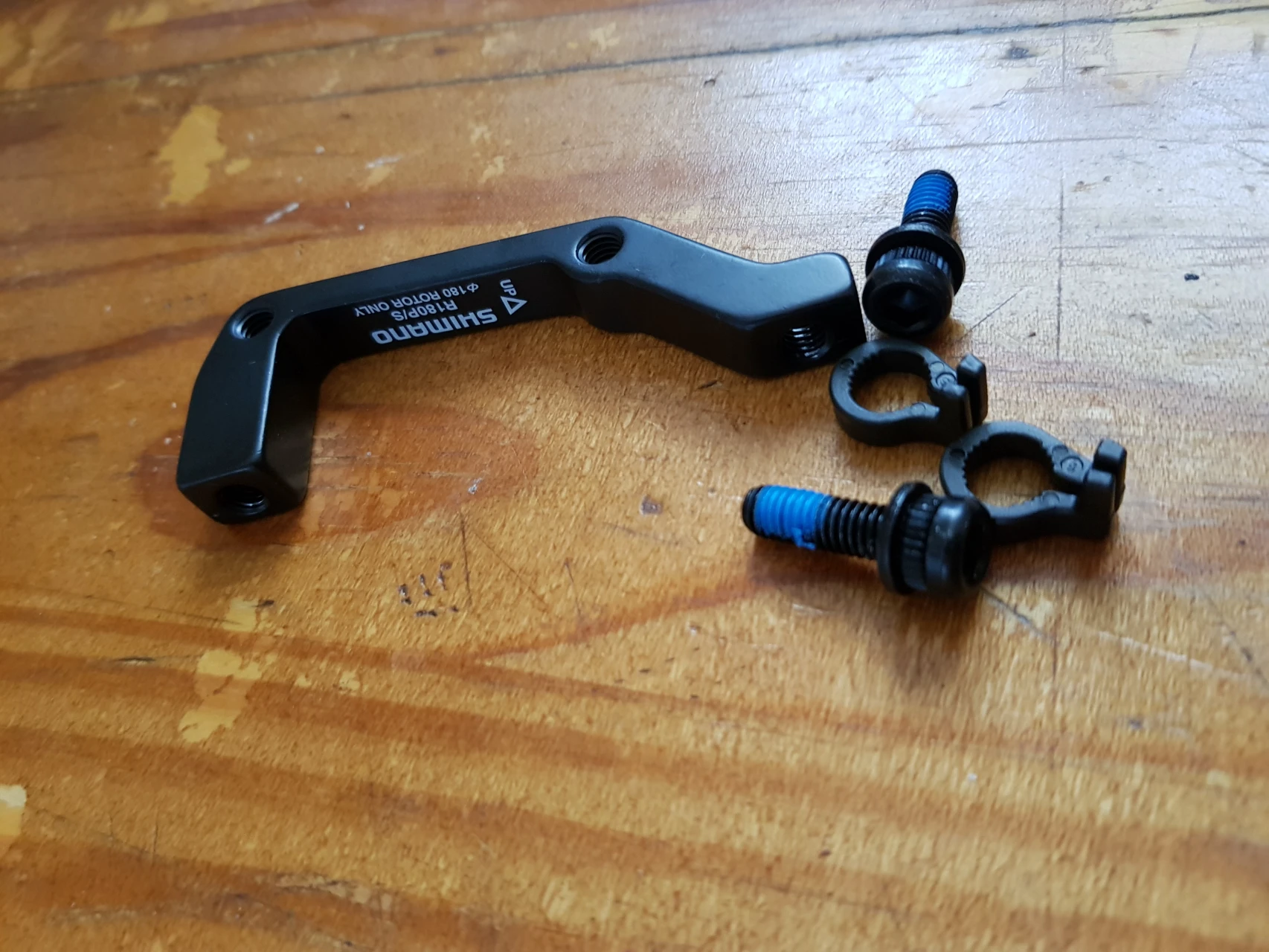 3. Shimano adaptor disc spate 180mm IS