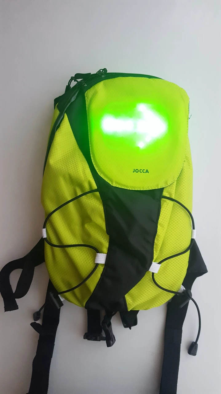 8. Ghiozdan semnalizator bicicleta - REFLECTORIZANT