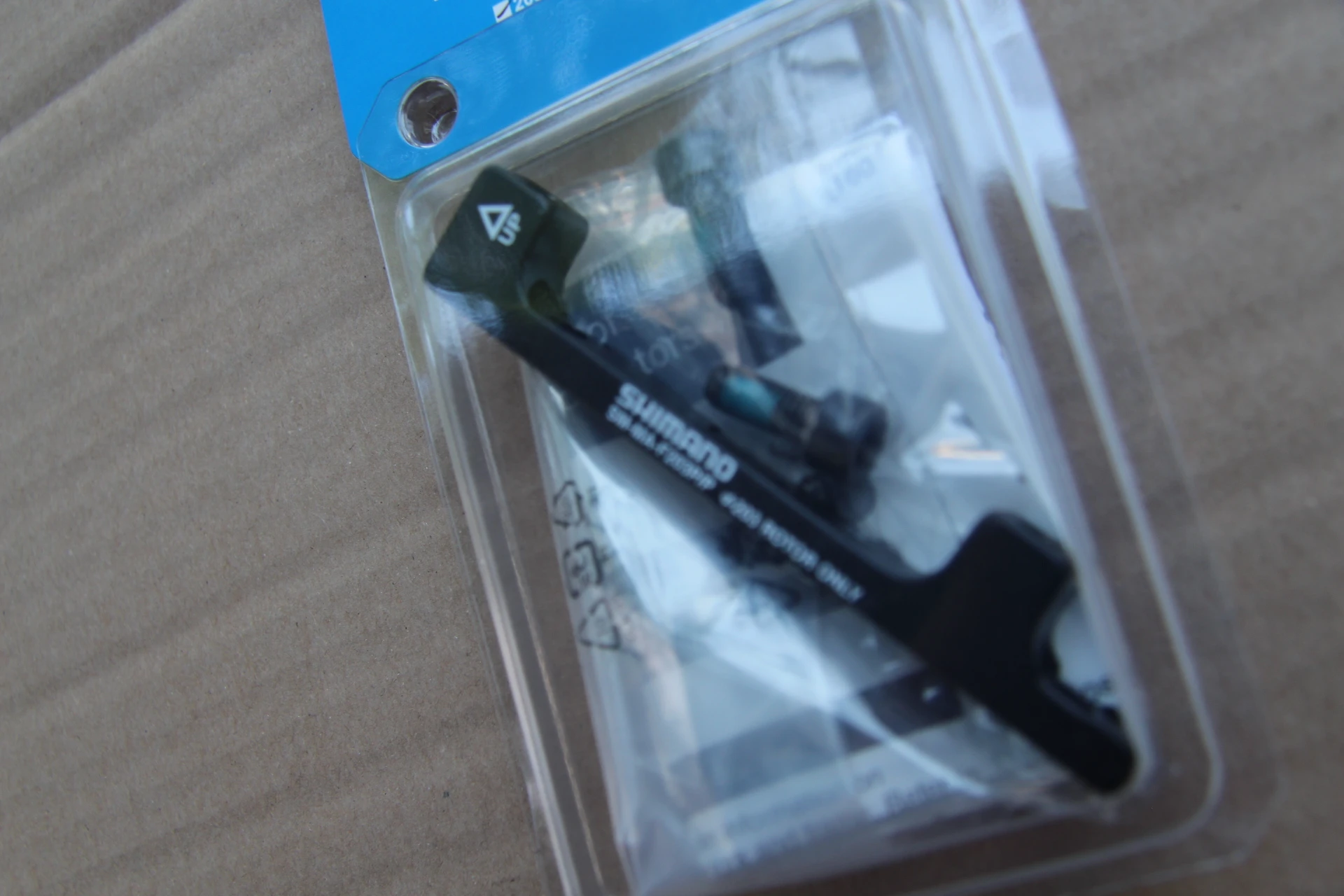 2. Adaptor Shimano fata 203mm PostMount P/P CNC + suruburi