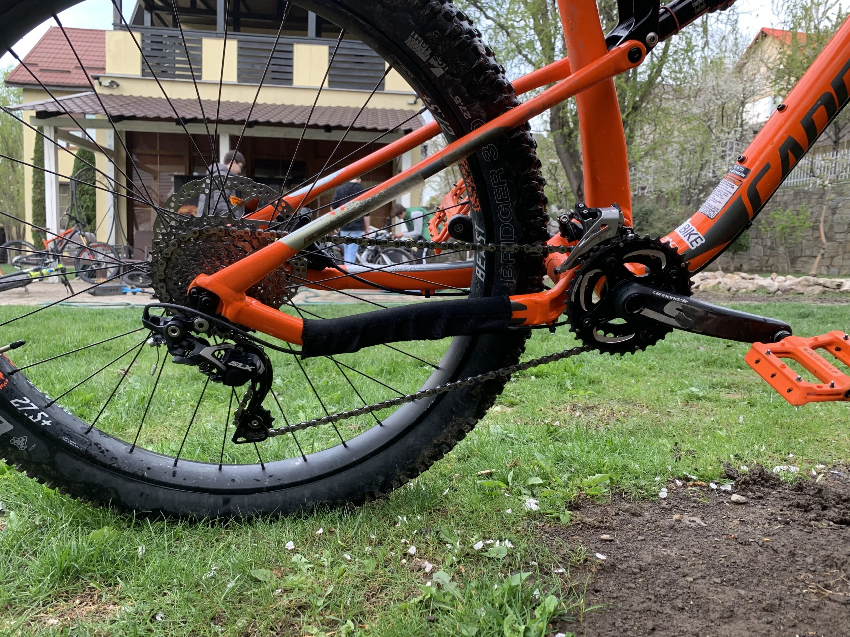 2. Bicicleta BAD HABIT 2 2017