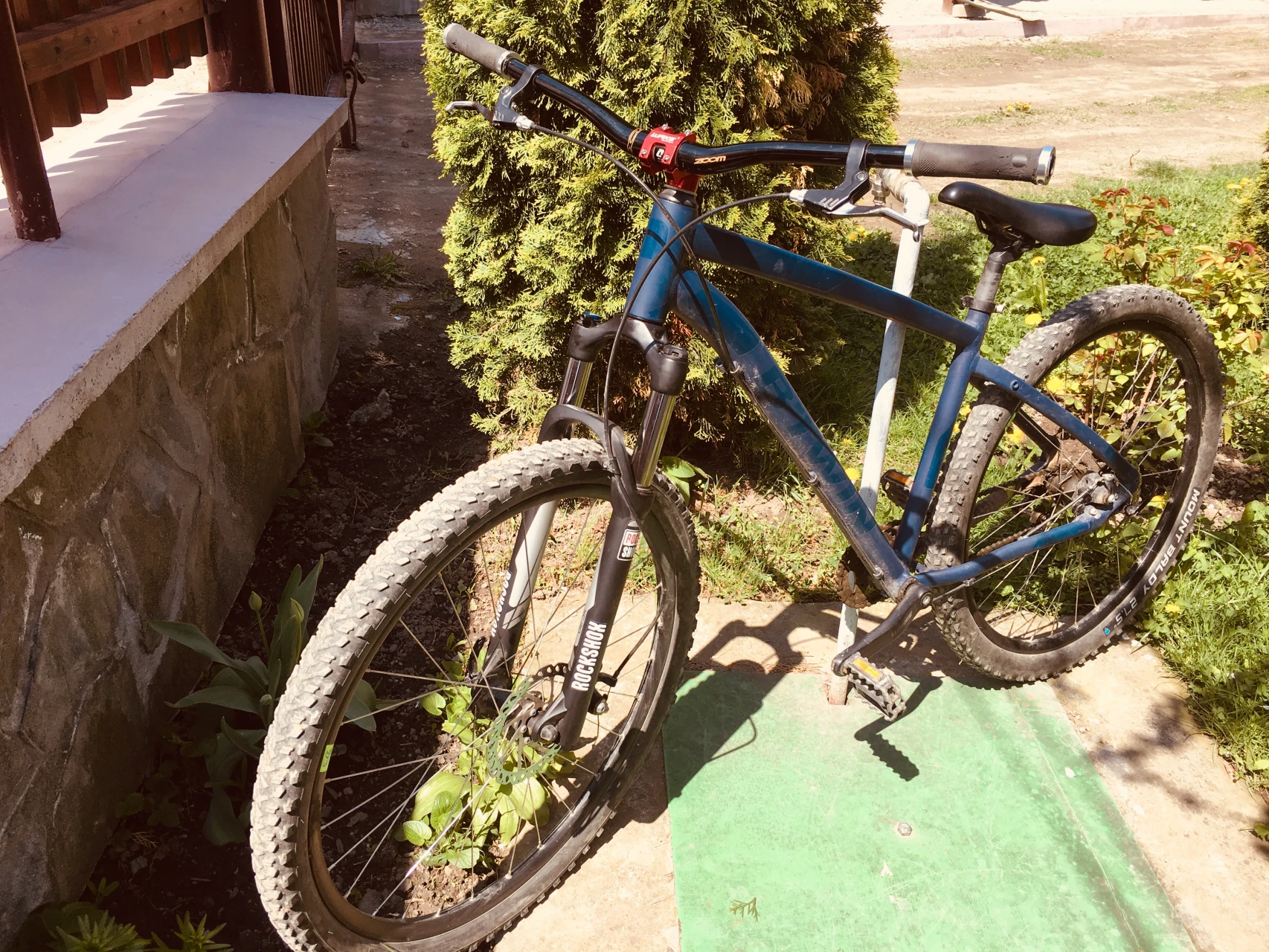 4. Rockshox bike