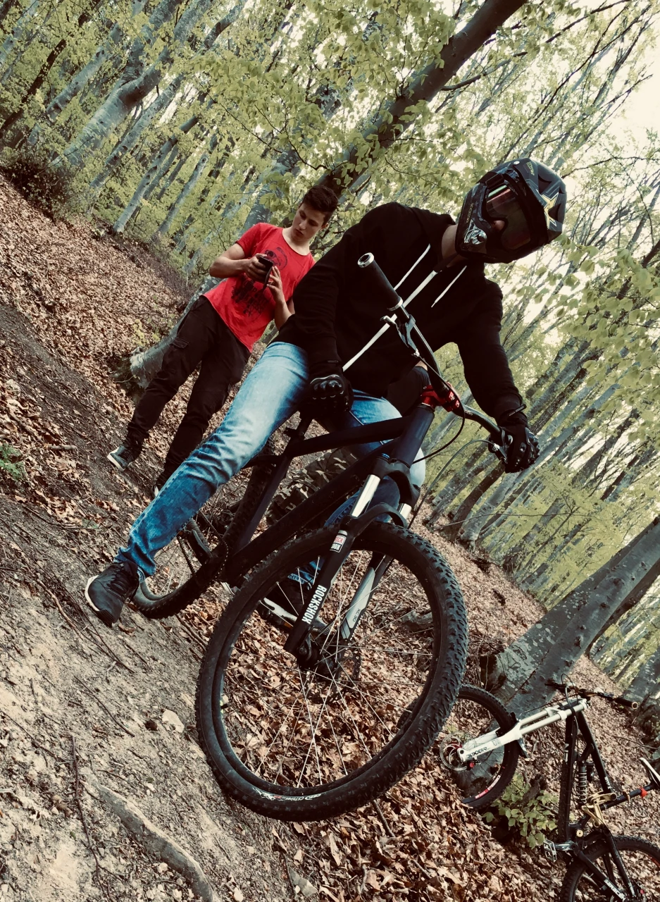3. Rockshox bike
