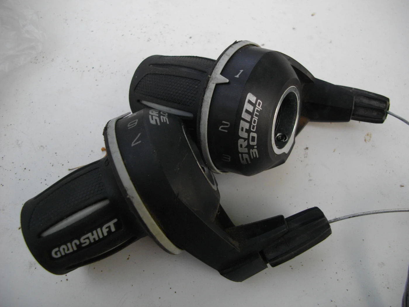 1. Rotative Sram 3.0 comp gripshift, 3x7