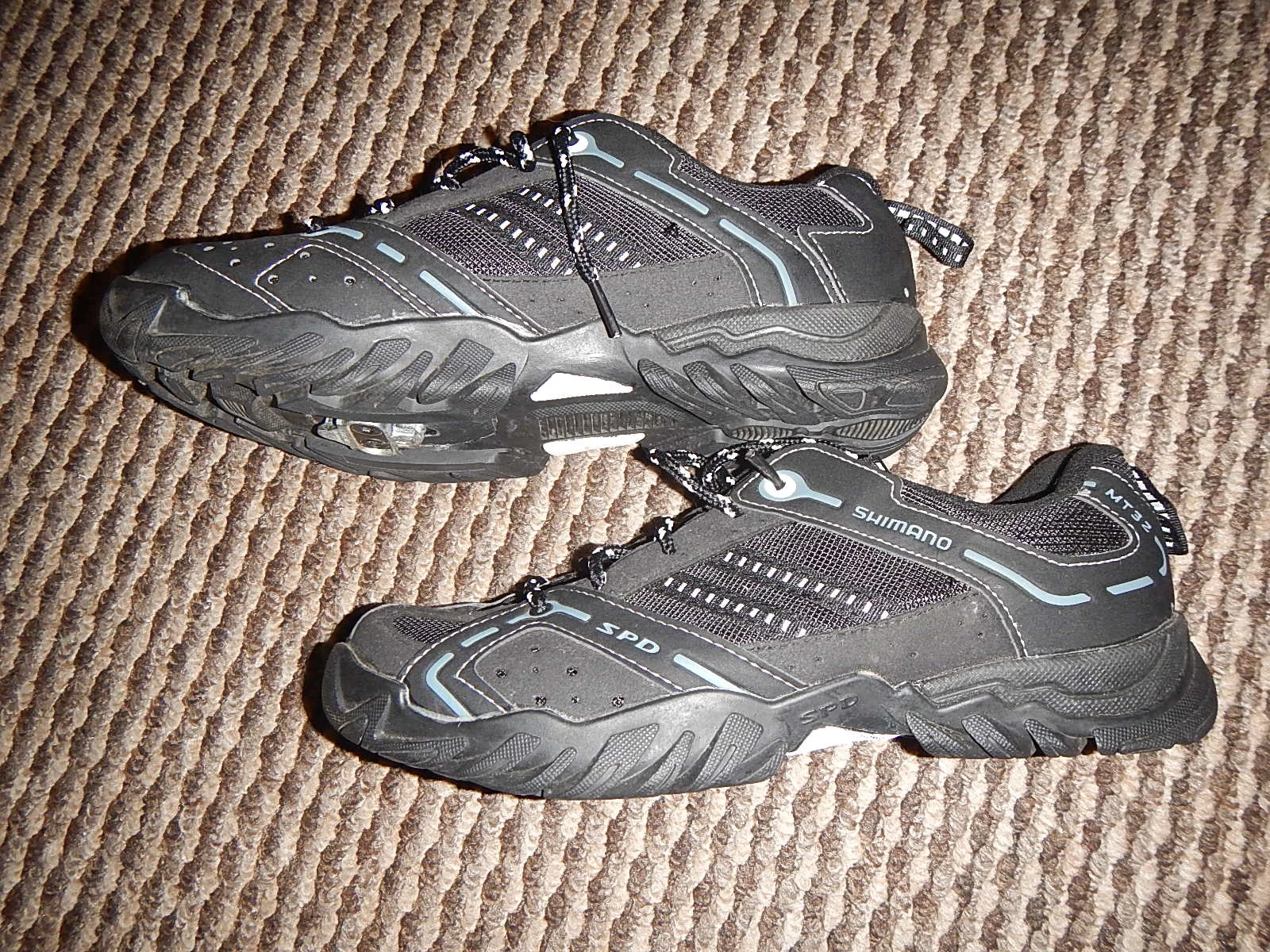 8. Pantofi/SPD ciclism SHIMANO Sh-mt 32. Marimea 41(26 cm).