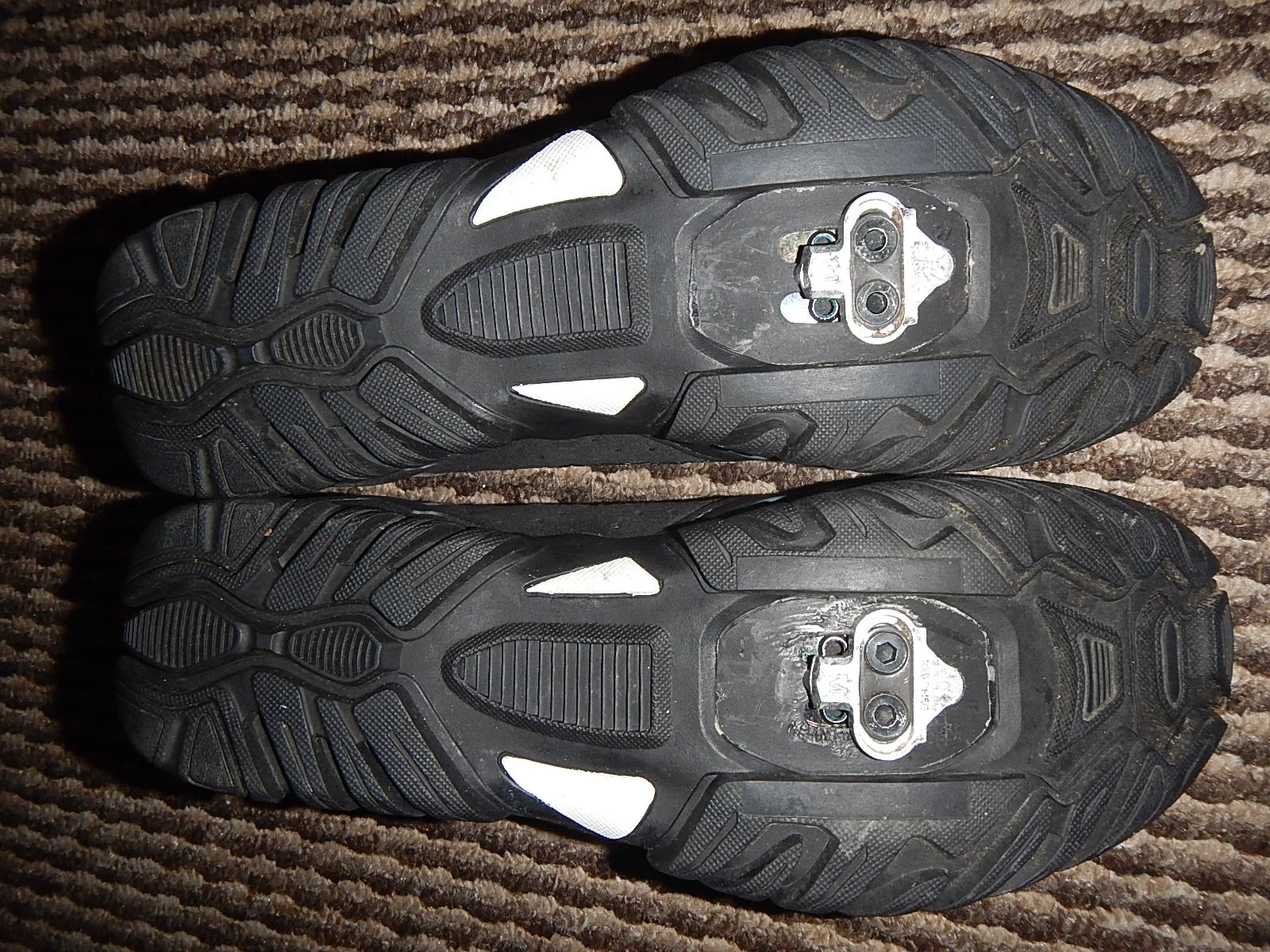 6. Pantofi/SPD ciclism SHIMANO Sh-mt 32. Marimea 41(26 cm).