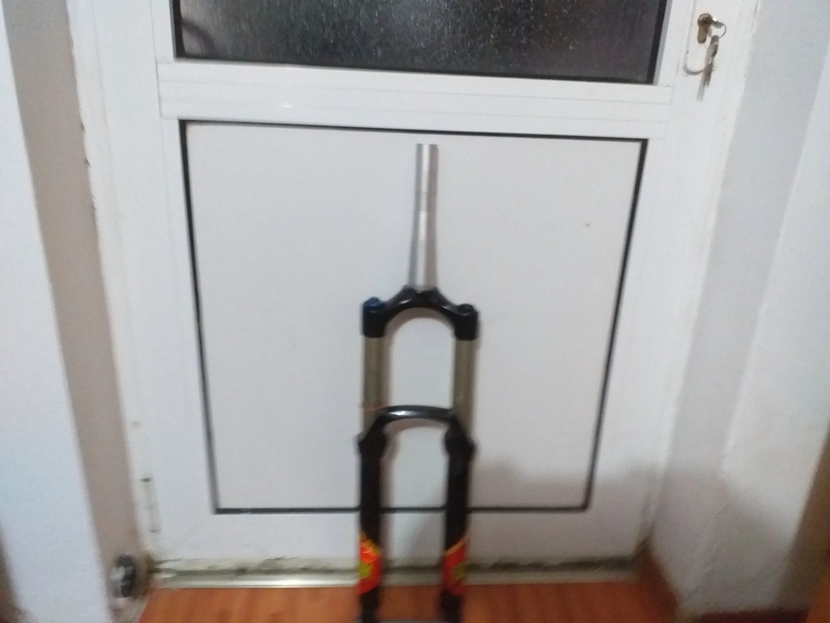 3. VIND FURCA ROCK SHOX REVELATION 150 MM