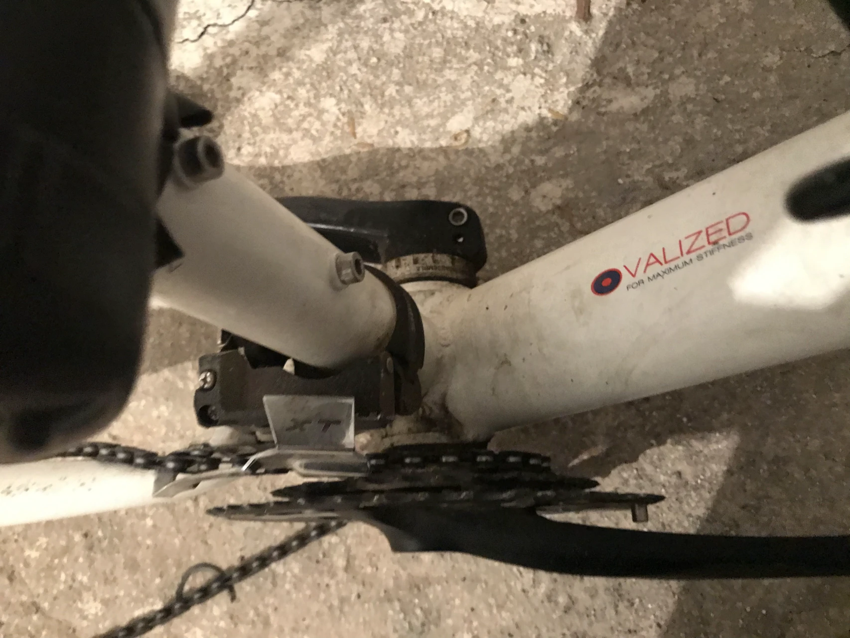 3. Cadru 20’ Ghost+RockShox+ XT