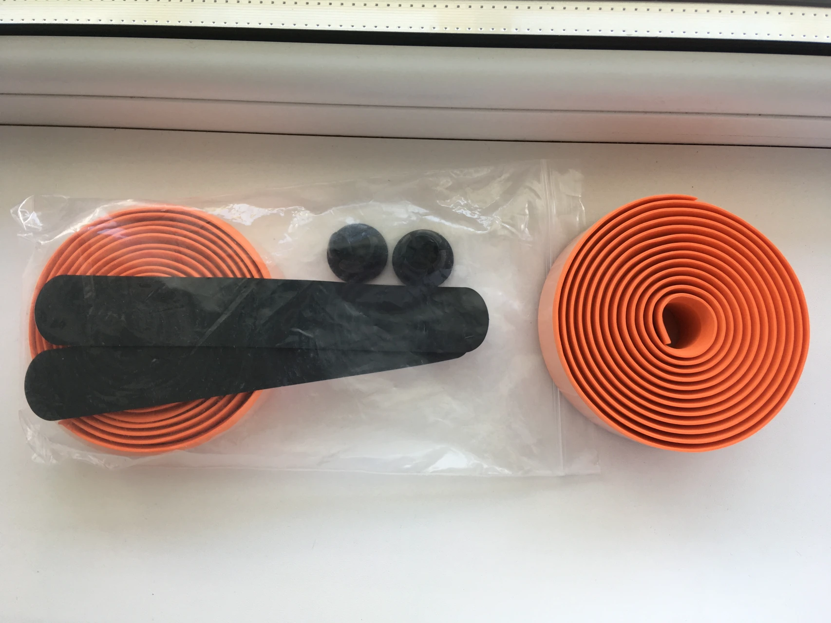1. Banda handlebar