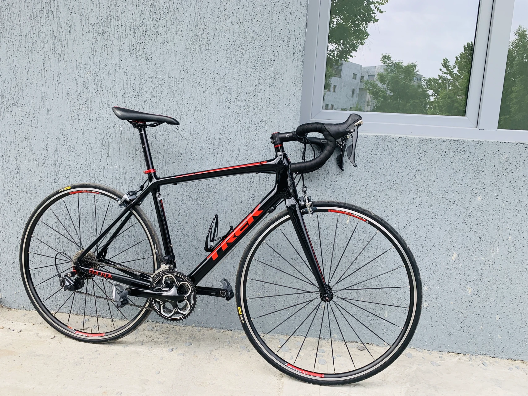 1. Trek Emonda S6 2x11