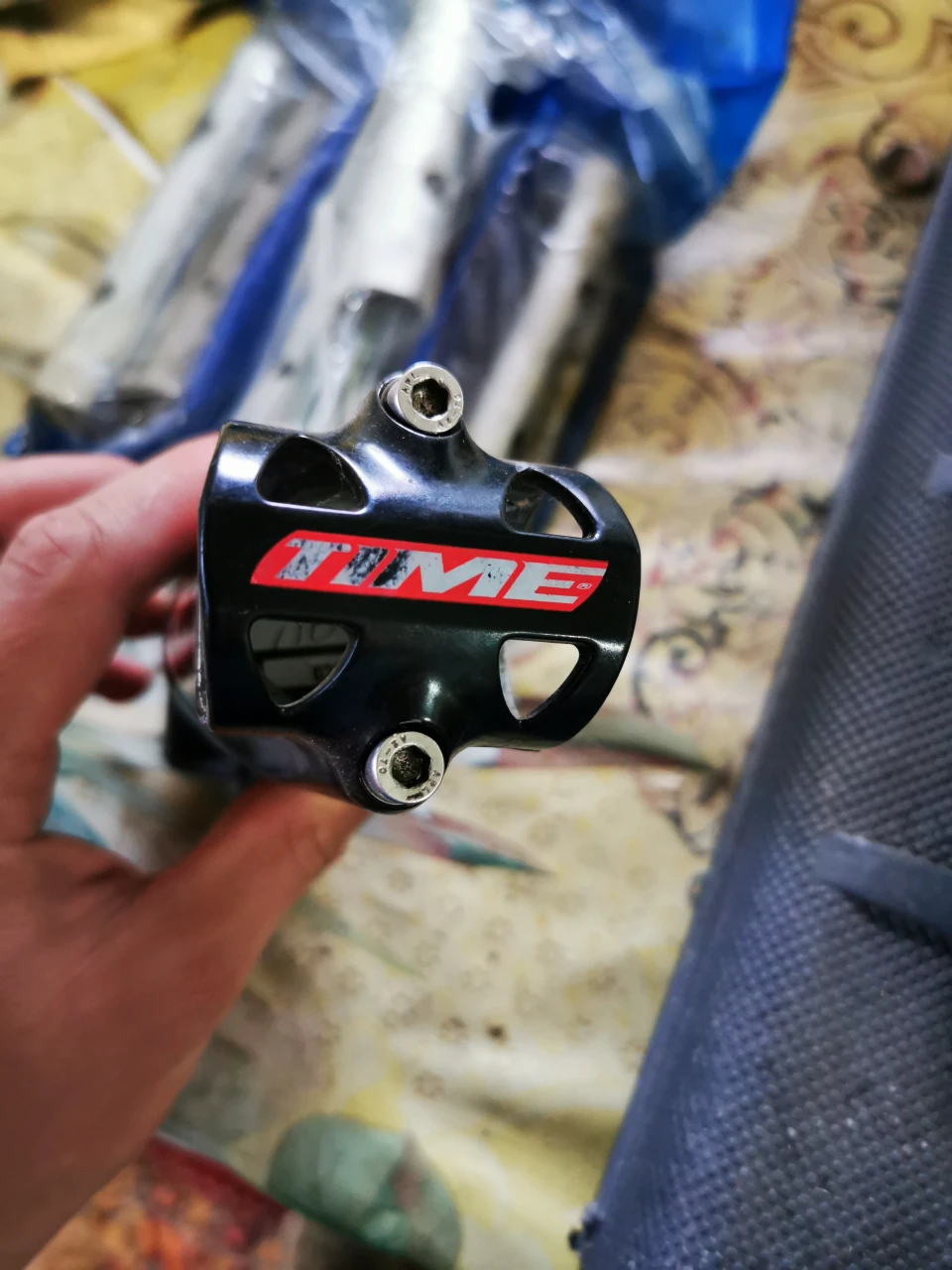 5. Pipa Time Monolink full carbon