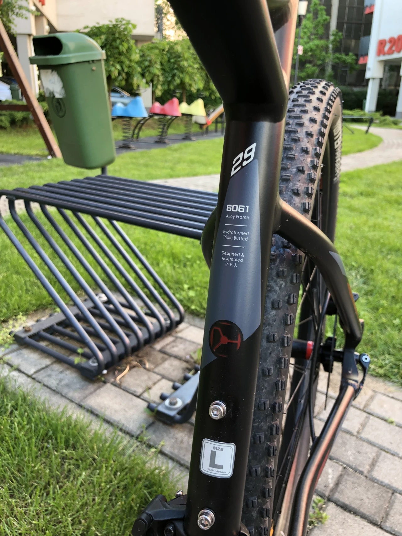 3. Bicicleta MTB Devron Zerga d5.9