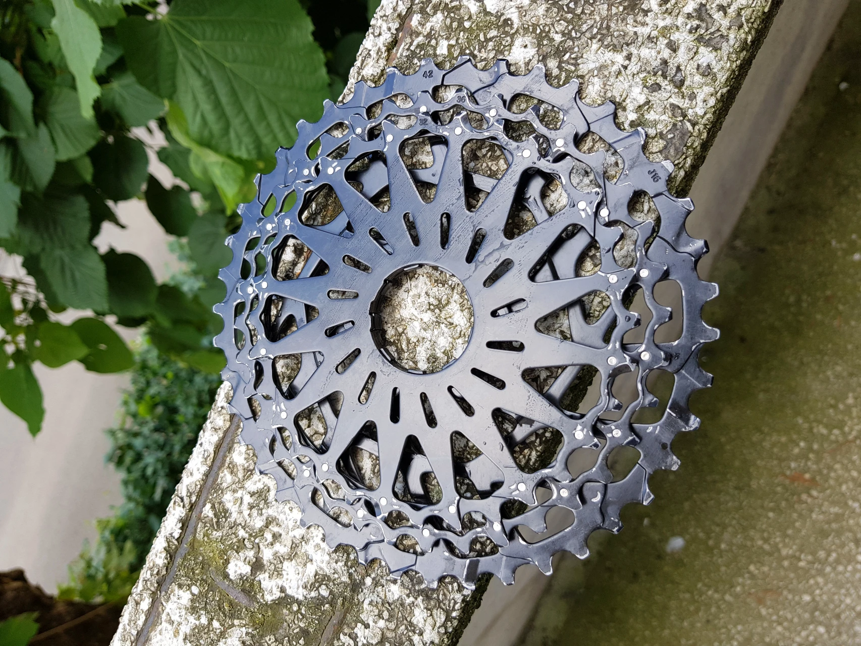 2. Pinioane Sram PG-1130 11 viteze 11-42