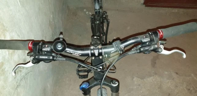 6. Mountain bike full suspension