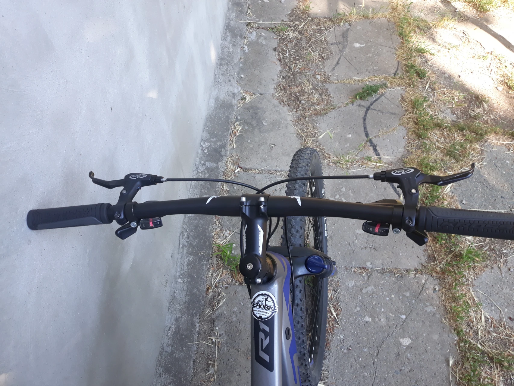 2. Bicicleta Kross Hardtail 27.5