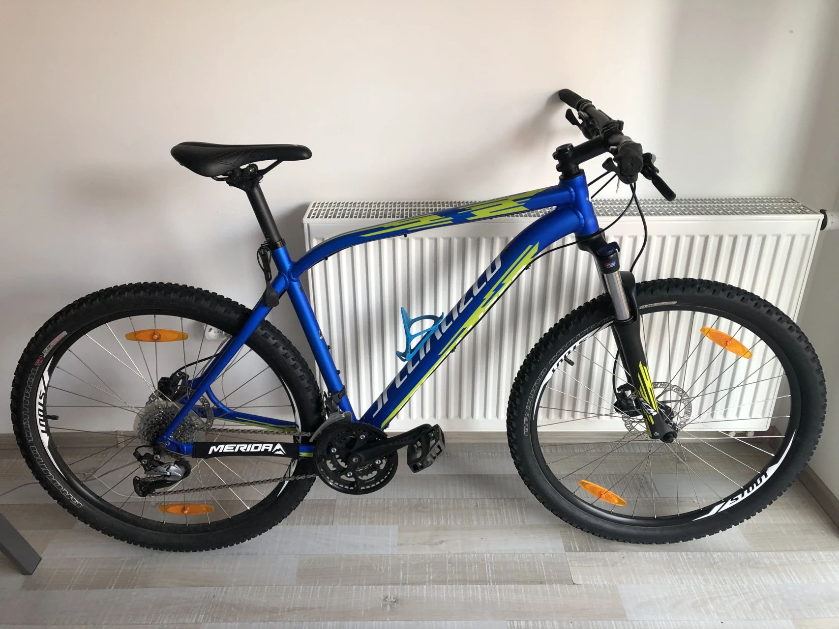 8. Bicicleta Specialized hardtrail