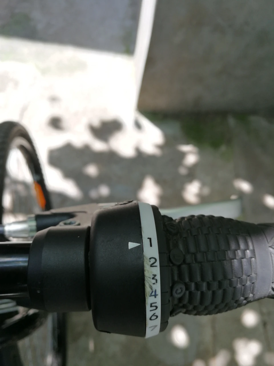 2. Rockrider 300 26" Uzata