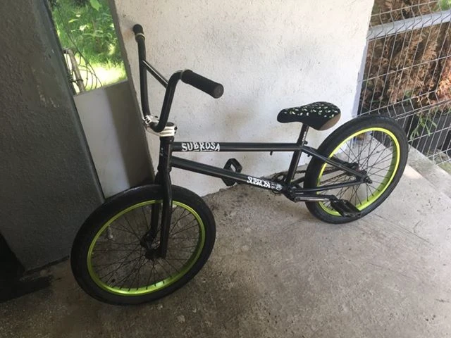 3. Vand BMX facut pe piese