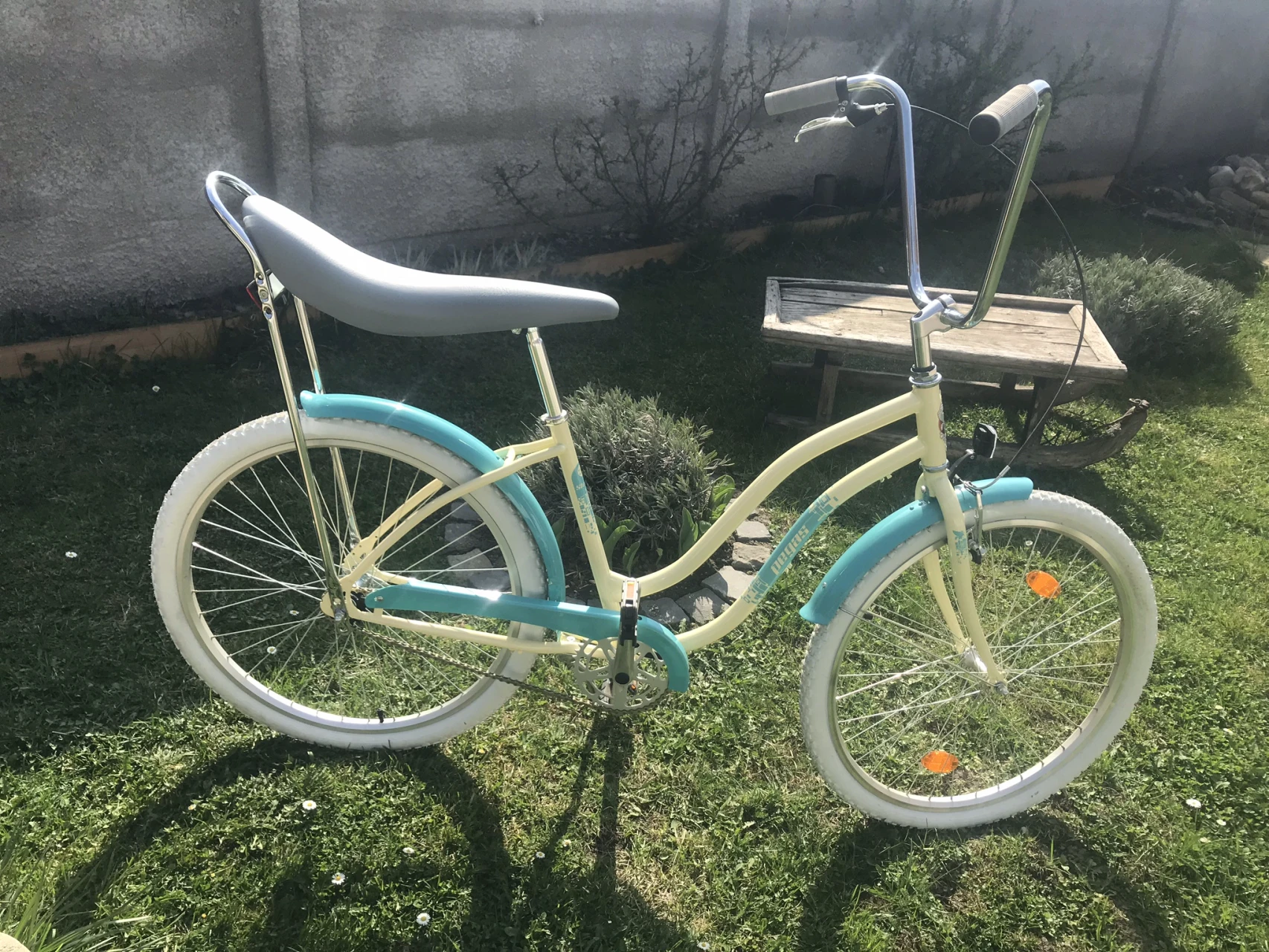 4. Vand bicicleta Pegas model STRADA 2 - CREM INGHETATA