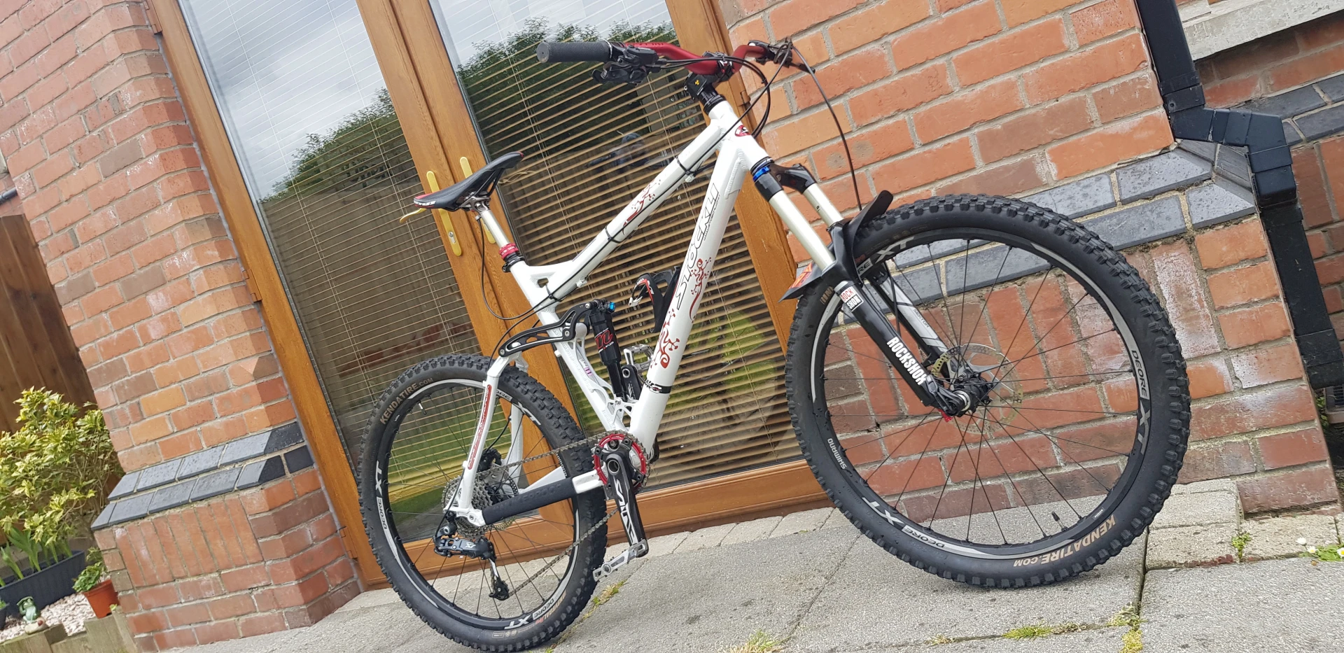 10. Custome build Montain bike plus accesorii s piese d schimb