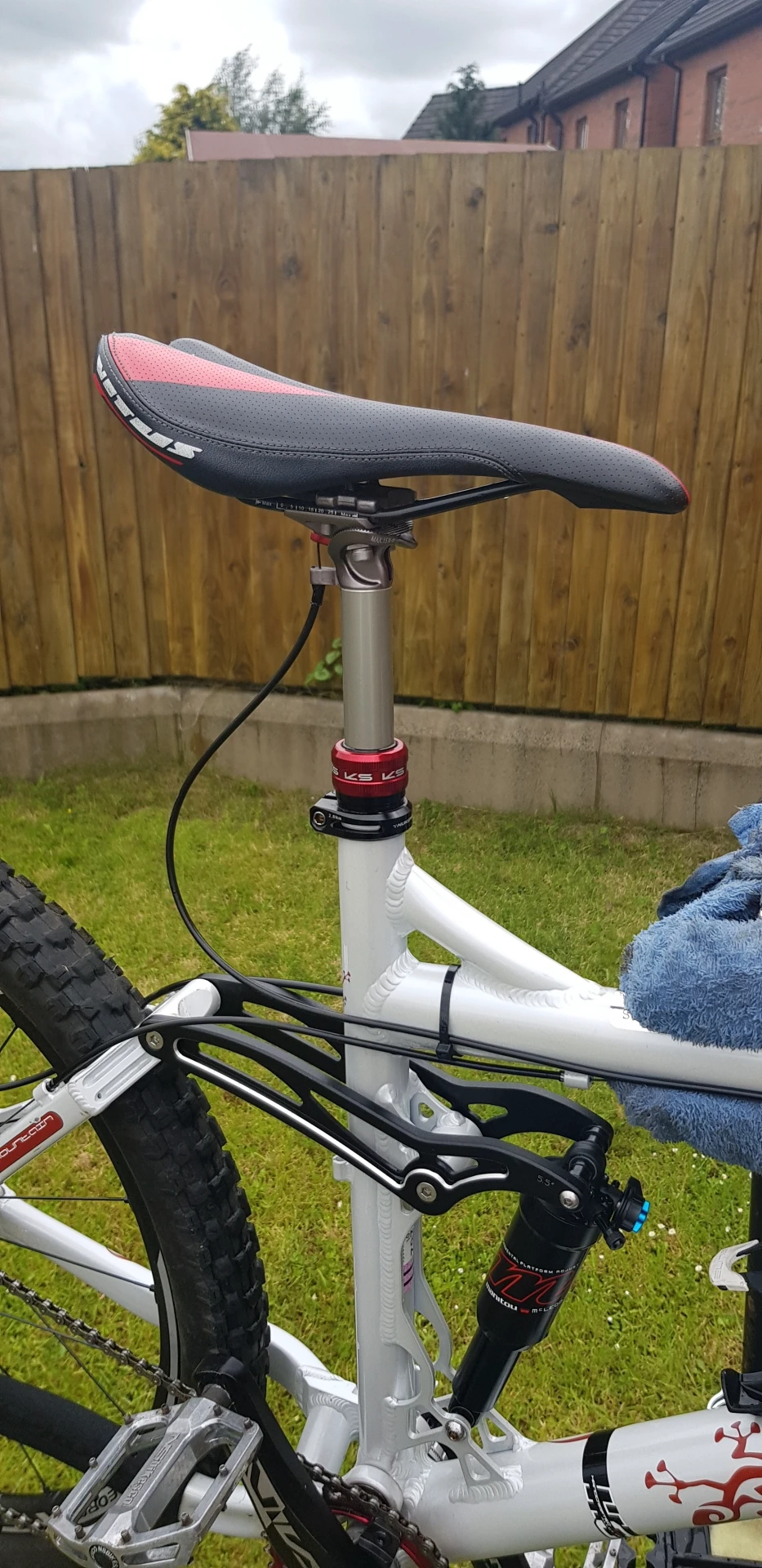 6. Custome build Montain bike plus accesorii s piese d schimb