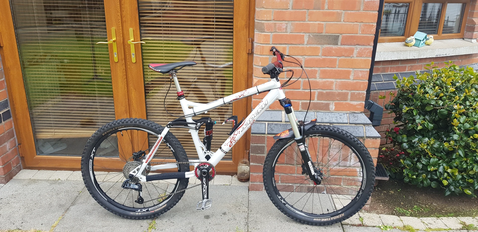 4. Custome build Montain bike plus accesorii s piese d schimb