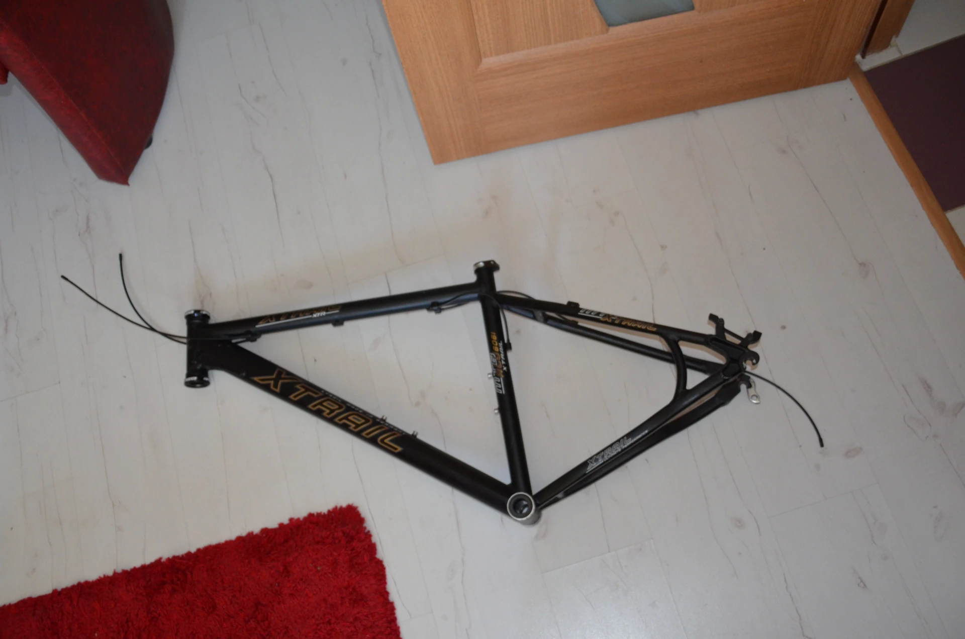 6. Cadru MTB Xtrail superusor din aluminiu pt roti 26"