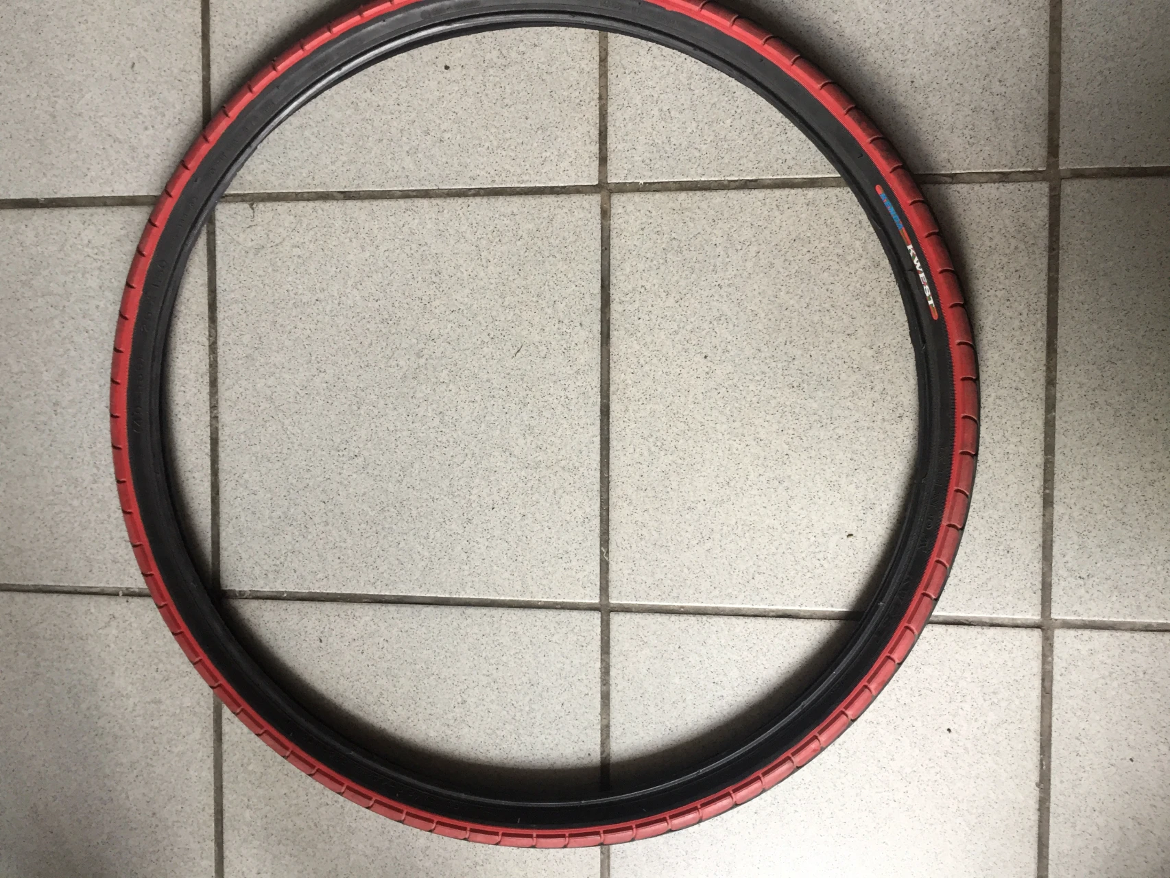 1. Kenda 26x1,50