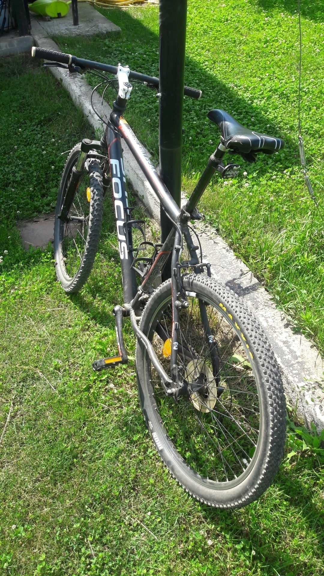4. Bicicleta Mountain Bike FOCUS Highland Peak