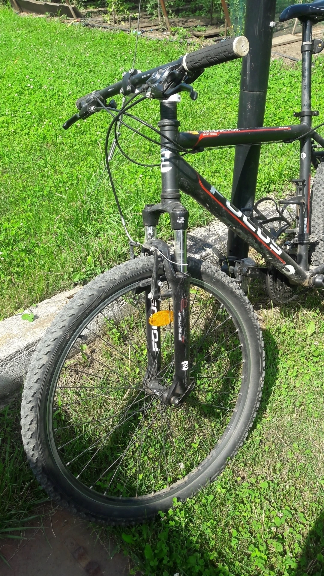 3. Bicicleta Mountain Bike FOCUS Highland Peak