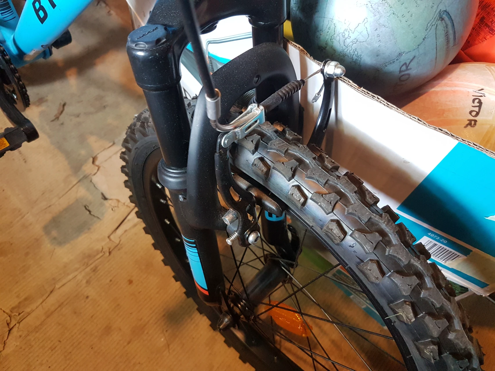 4. Bicicleta copii 20" B'twin / vanduta!