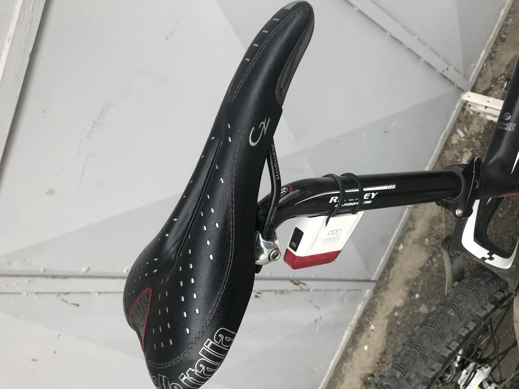 2. Cube AMS 150 HPC