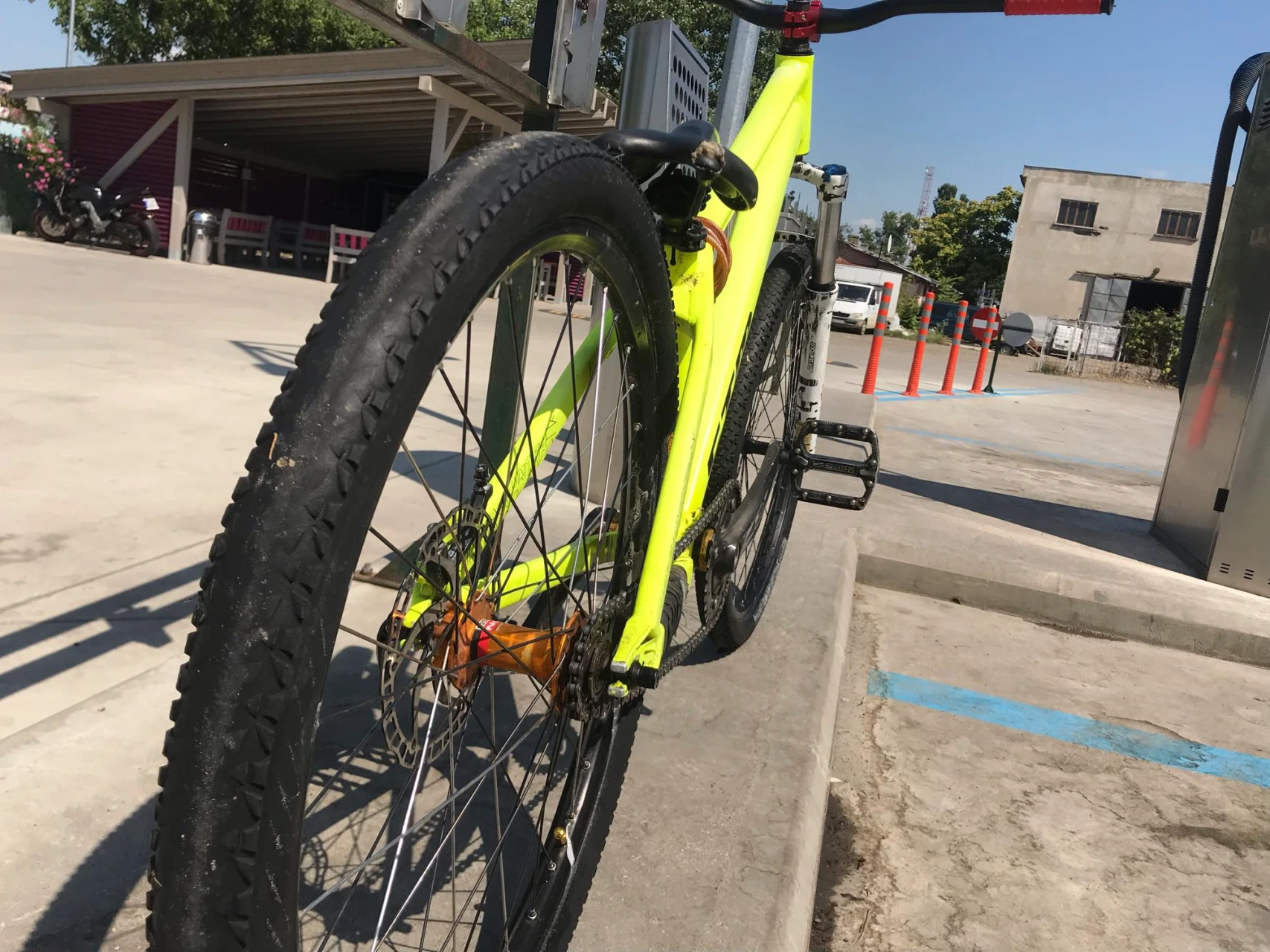3. CTM Dirtking Expert 26"