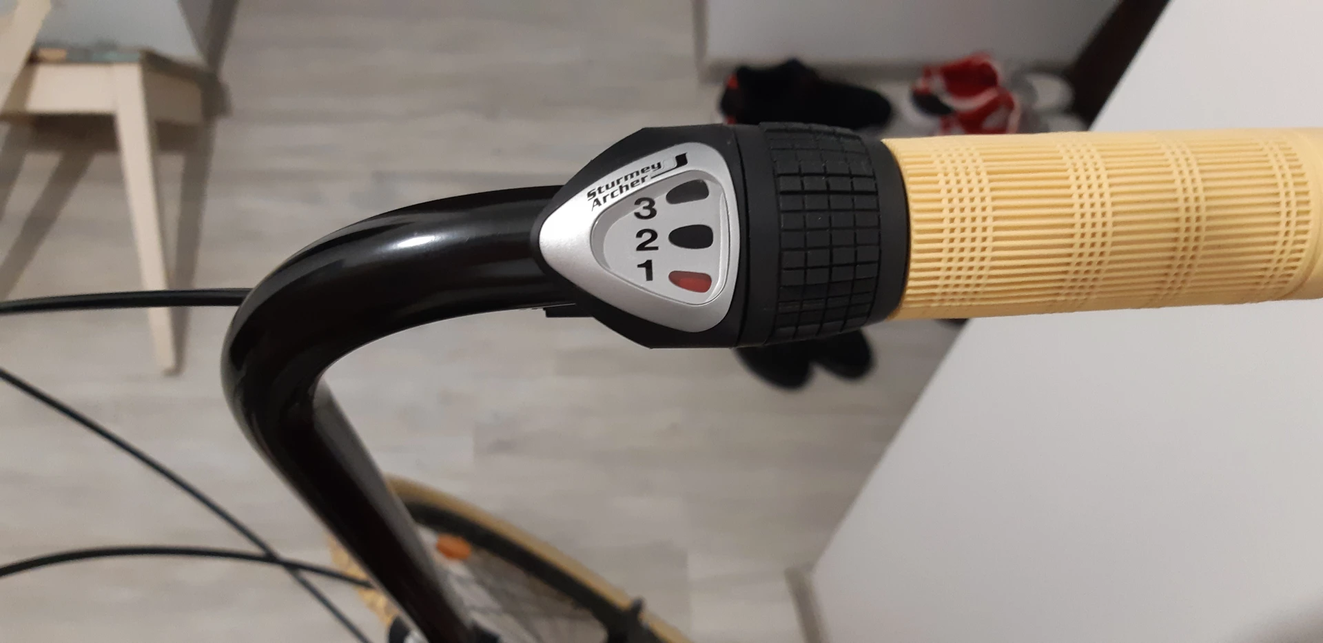 2. Vand sau schimb bicicleta cruiser/ de oras, Pegas Strada 1.