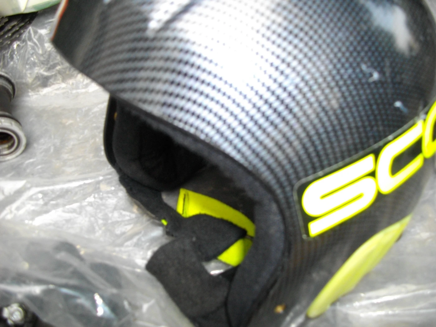 1. Carrera, carbon treated