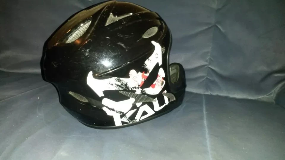1. Casca Kali Savara Full Face Helmet