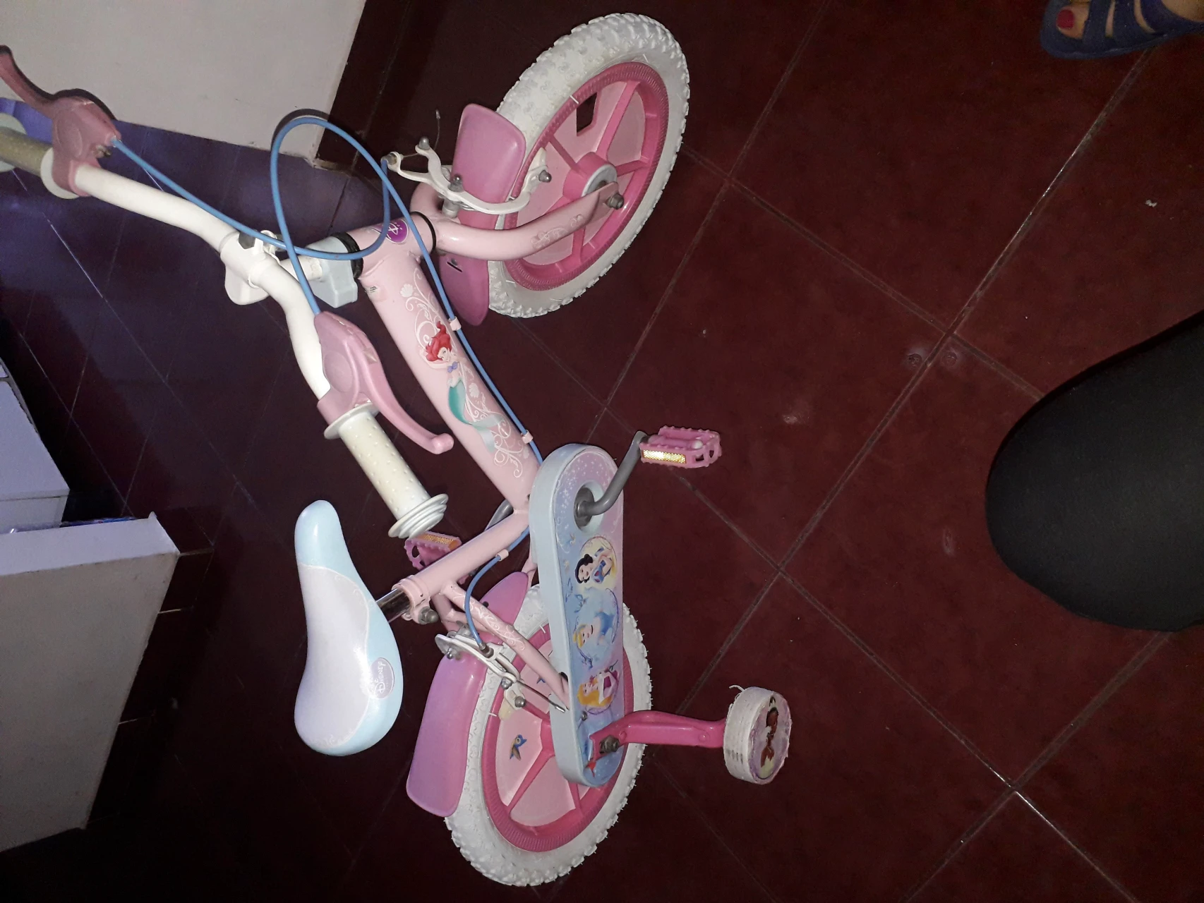 1. Vind bicicleta fete