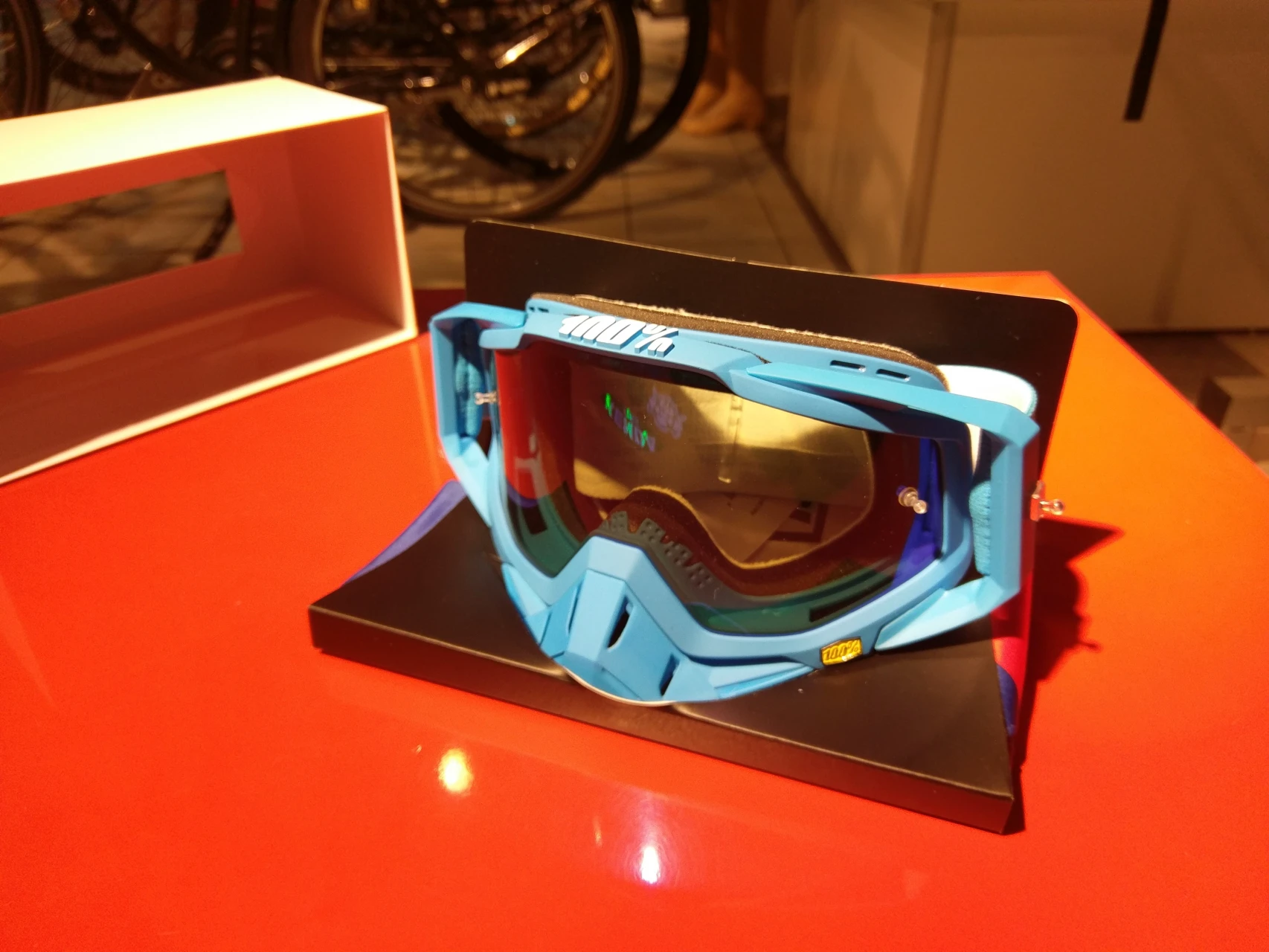 2. Ochelari 100% Racecraft Monoblock Mirror Blue Lens
