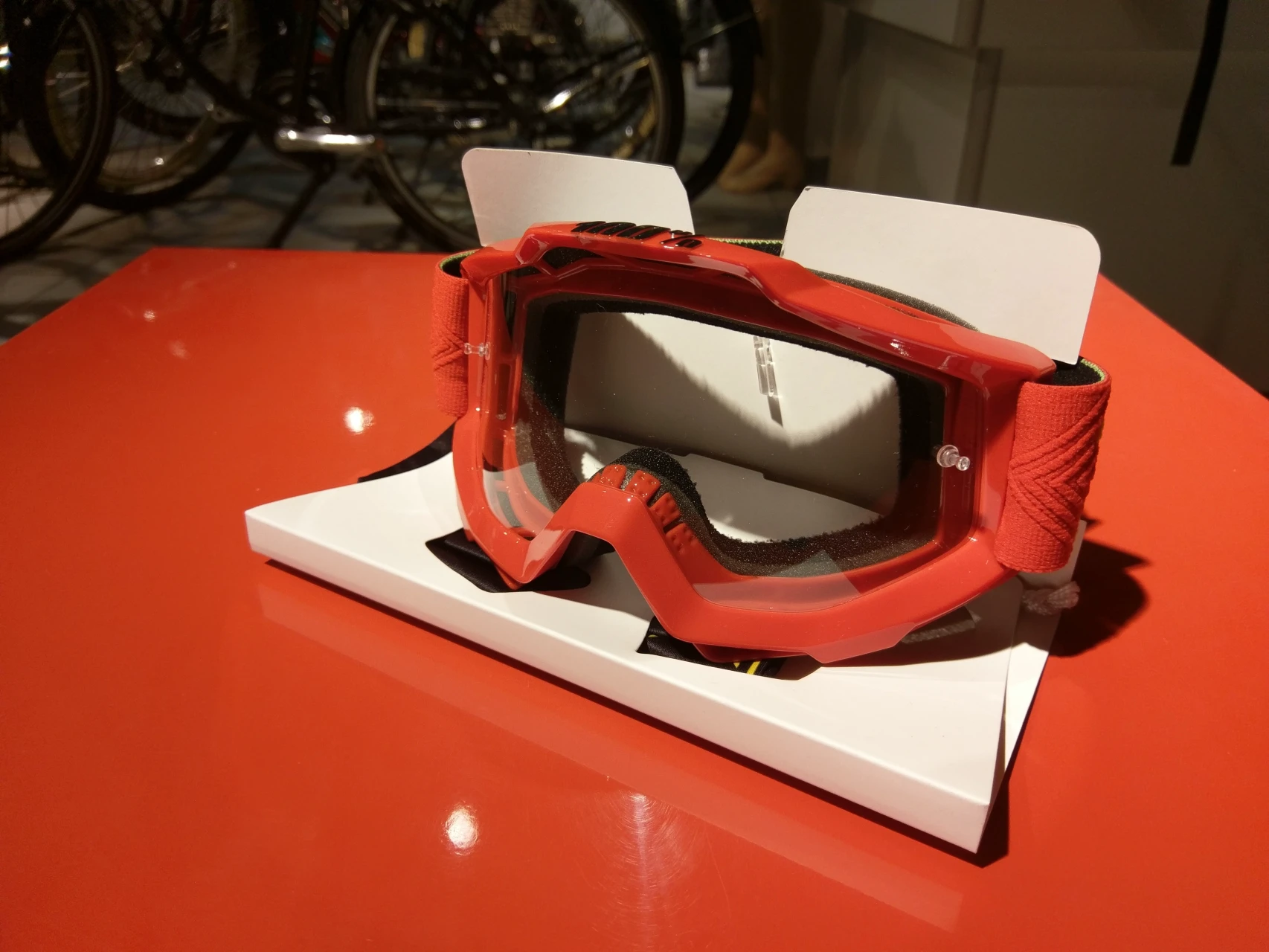 2. Ochelari 100% Accuri Saarinen Clear Lens