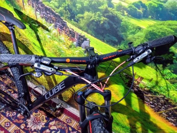 2. Bicicletă MTB CUBE
