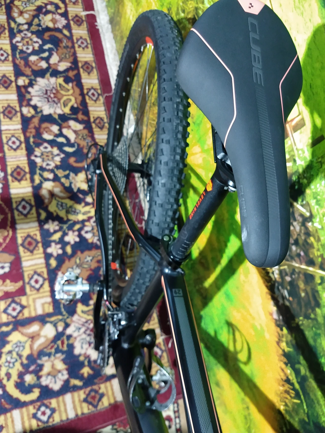 8. Bicicletă MTB CUBE