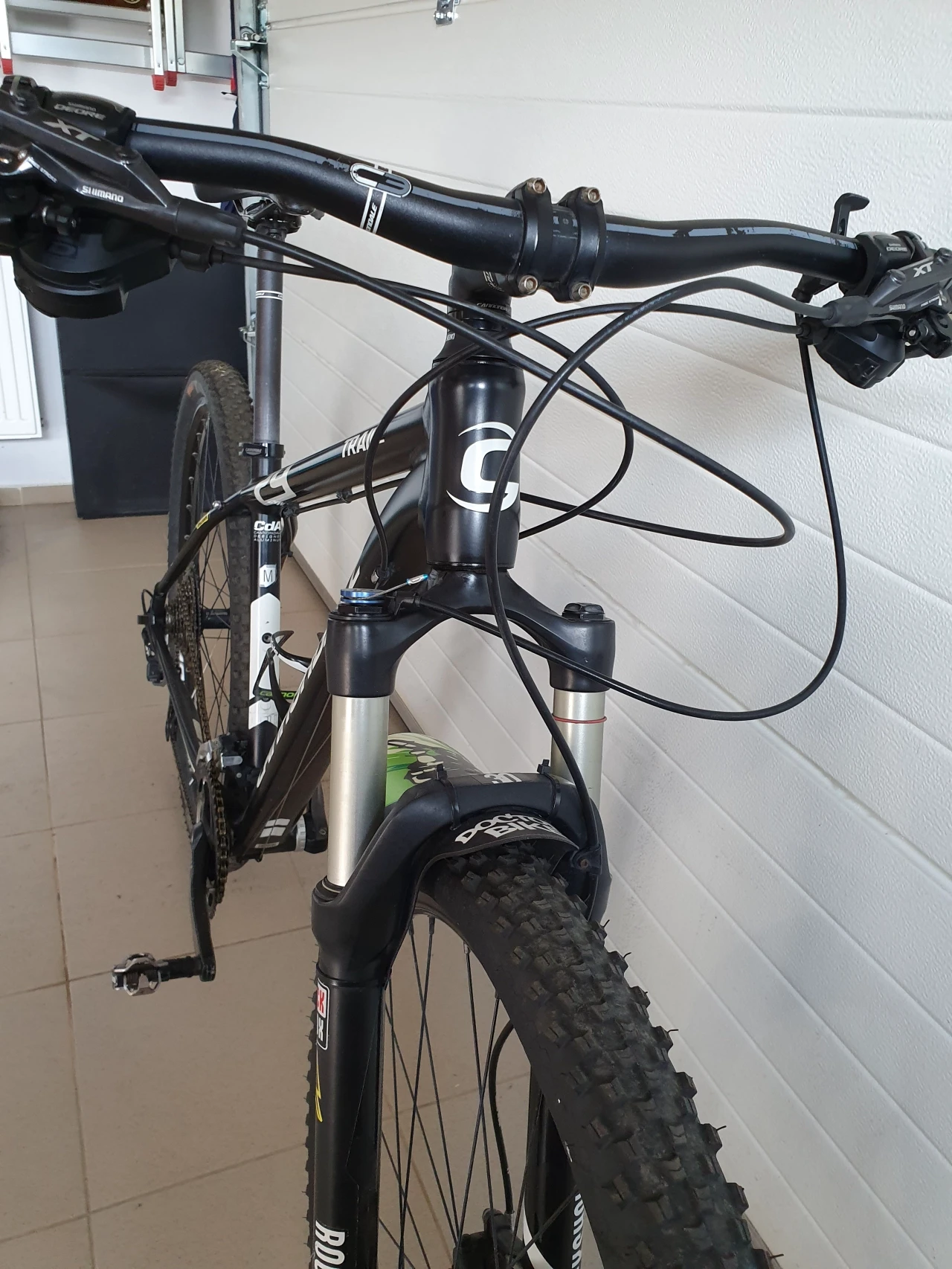 1. Cannondale Trail 2 FULL XT